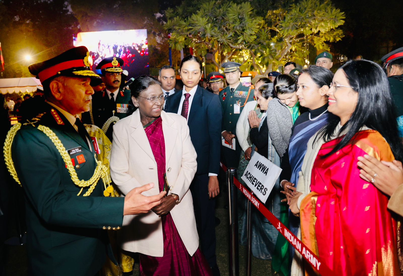 Kajal from Nadipulse celebrated vijay diwas